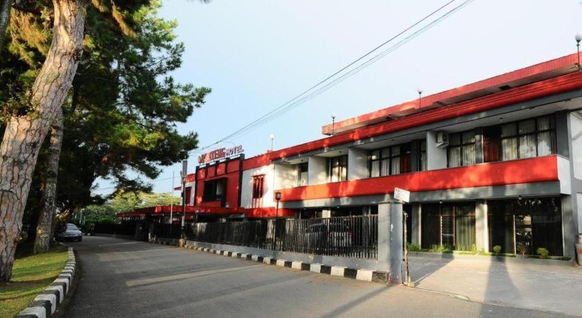 Hotel Benteng Bukittinggi Εξωτερικό φωτογραφία